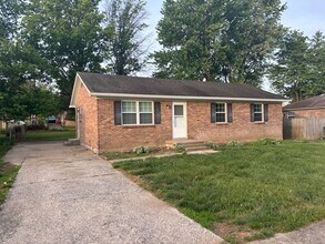 Building Photo - 3 Bedroom, 2 bathroom in Nicholasville!