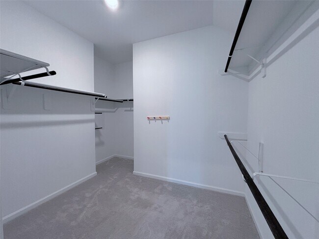 Building Photo - 30363 Tall Fescue Dr