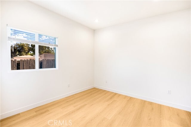 Building Photo - 4040 Somers Ave