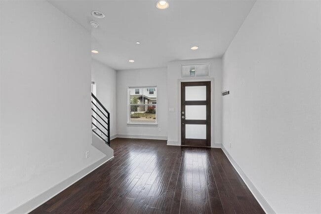 Building Photo - 2057 Local Rebel Lp