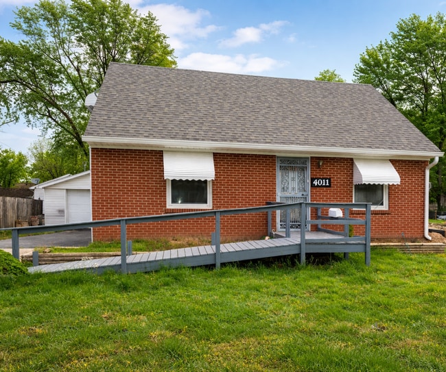 Building Photo - Spacious 3 Bedroom Home – Move-In Ready