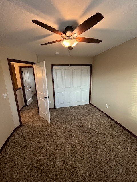 Building Photo - 27 Jaro Wy