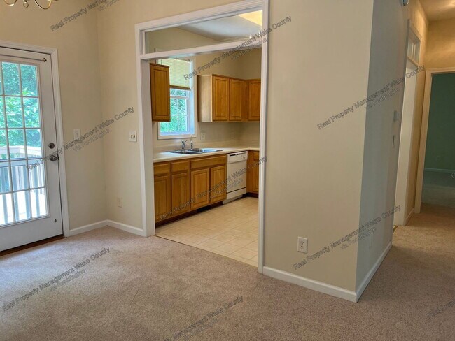 Building Photo - 2516 Farlow Gap Ln