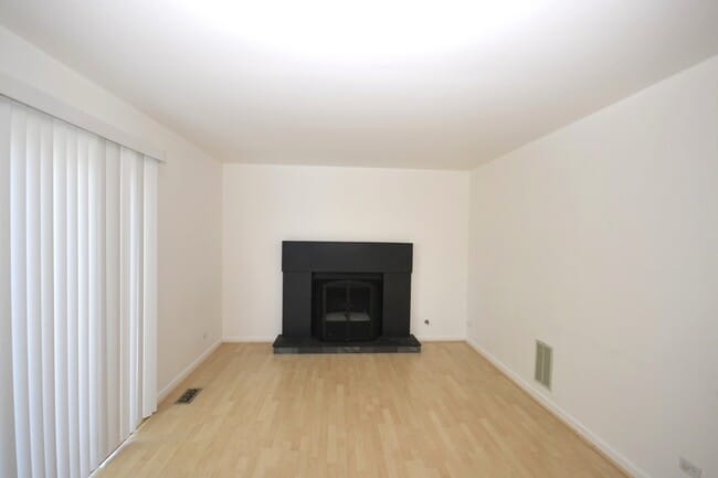 Building Photo - 1644 Stockton Ln