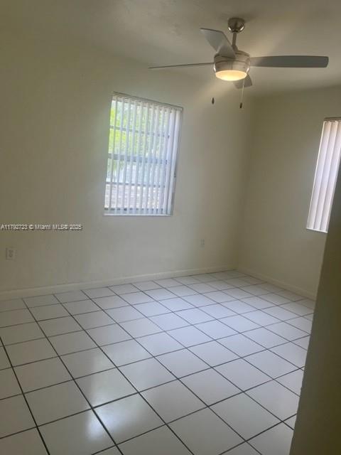 Building Photo - 6525 SW 57th Ct