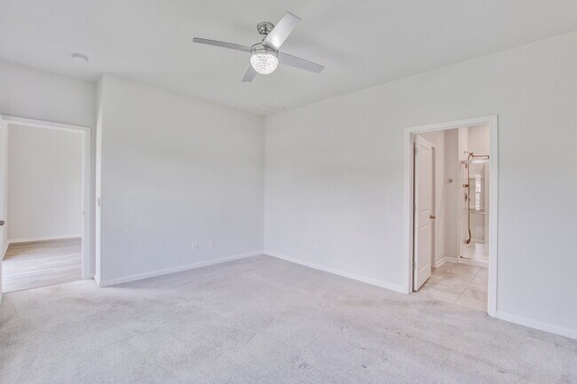 Building Photo - 347 Matuskovic Dr