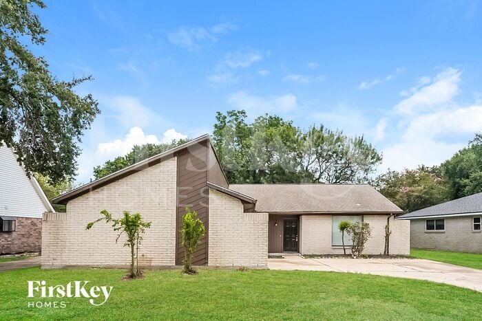 Primary Photo - 21314 Park Downe Ln