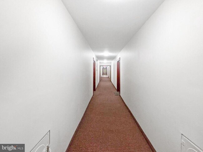 Primary Photo - 1005 Chillum Rd