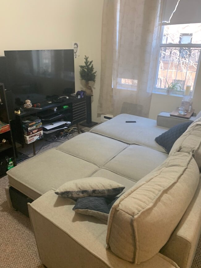 Building Photo - 1419 Commonwealth Ave