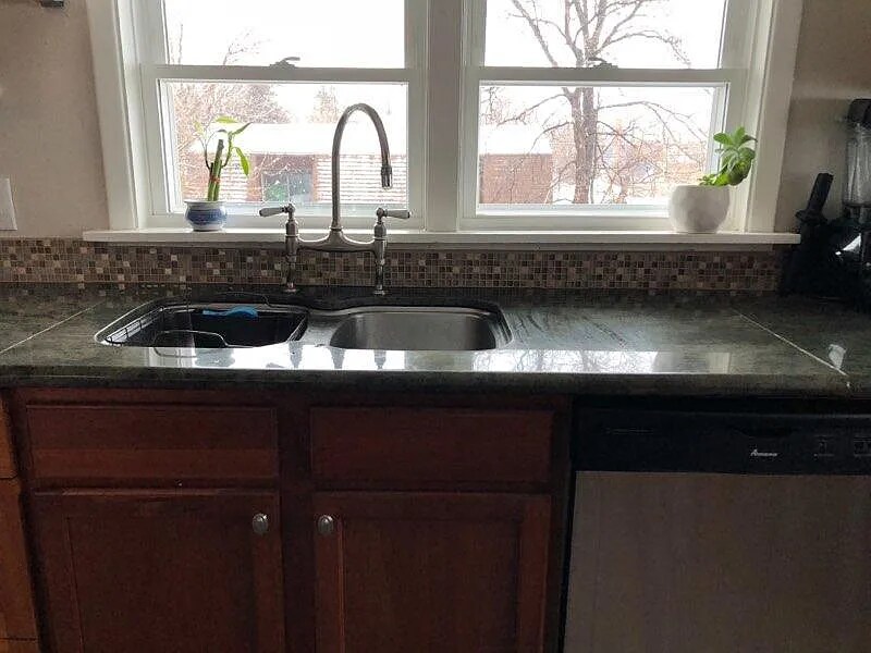 Building Photo - 925 Grandview Ave