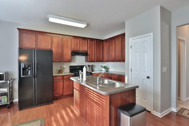 Building Photo - 501 Grove Field Ct NW