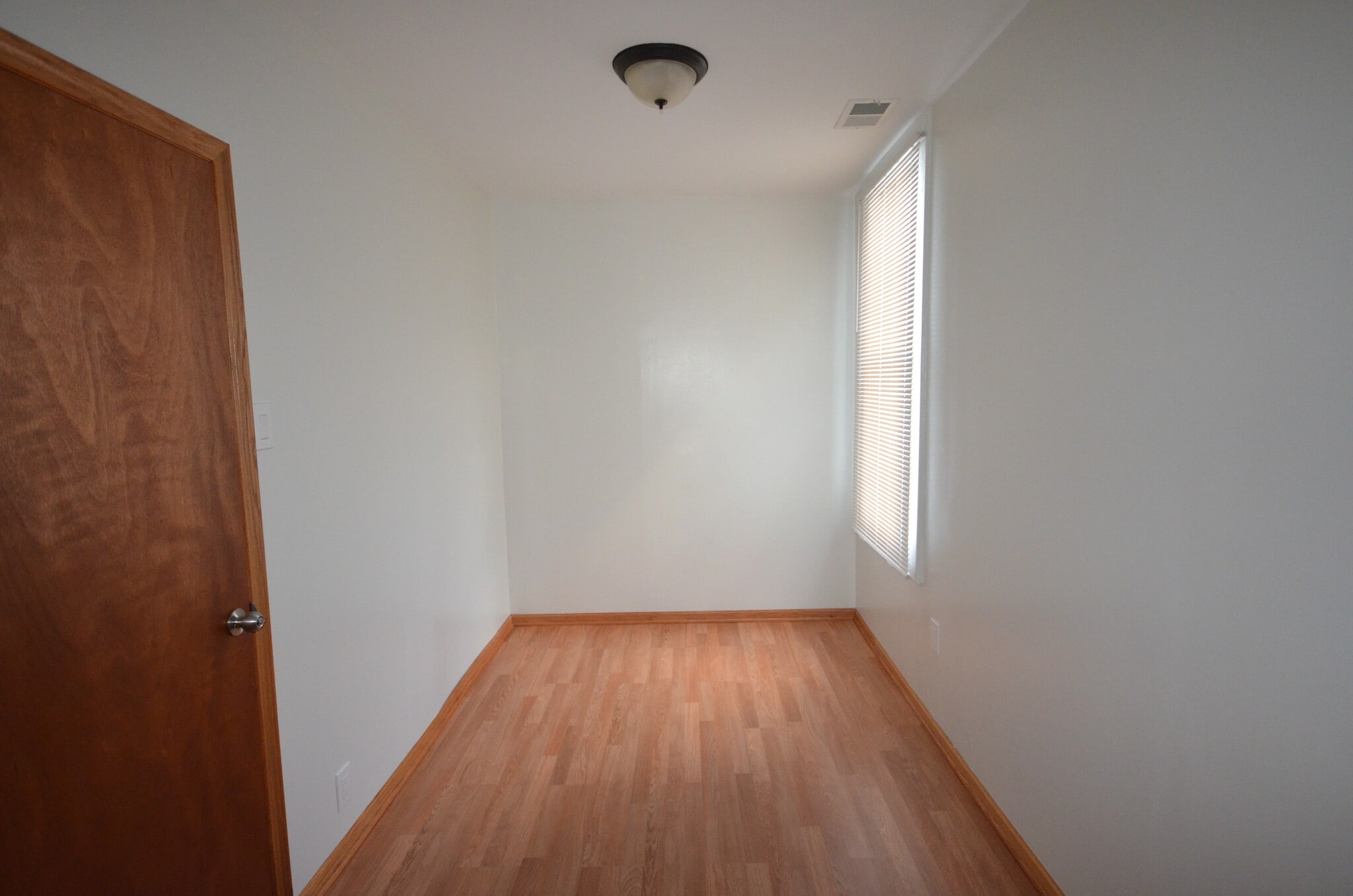 Building Photo - 2815 W 25th Pl