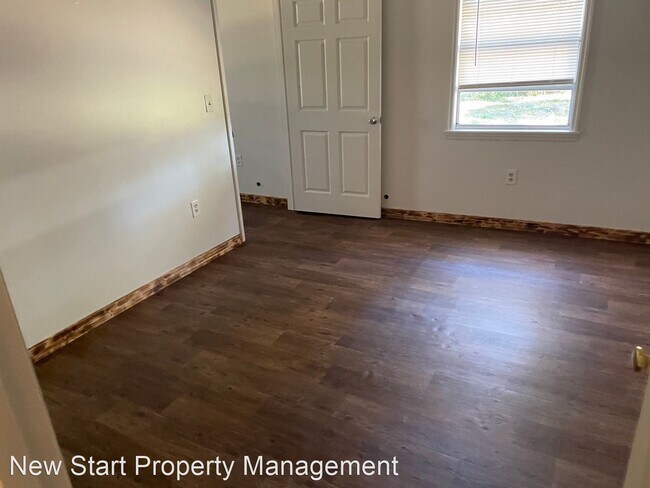 Building Photo - 3 br, 2 bath House - 33882 State Rd 62 Blu...