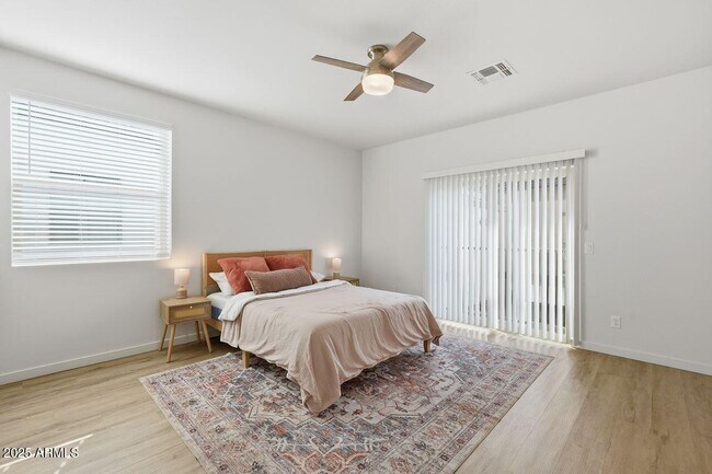 Building Photo - 7959 N 53rd Ave