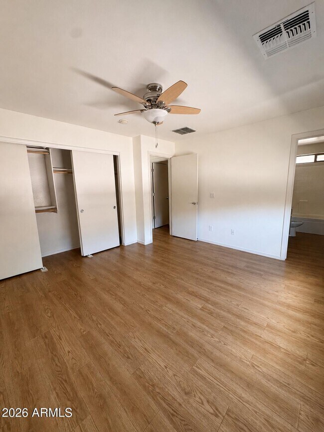Building Photo - 25776 W Winslow Ave