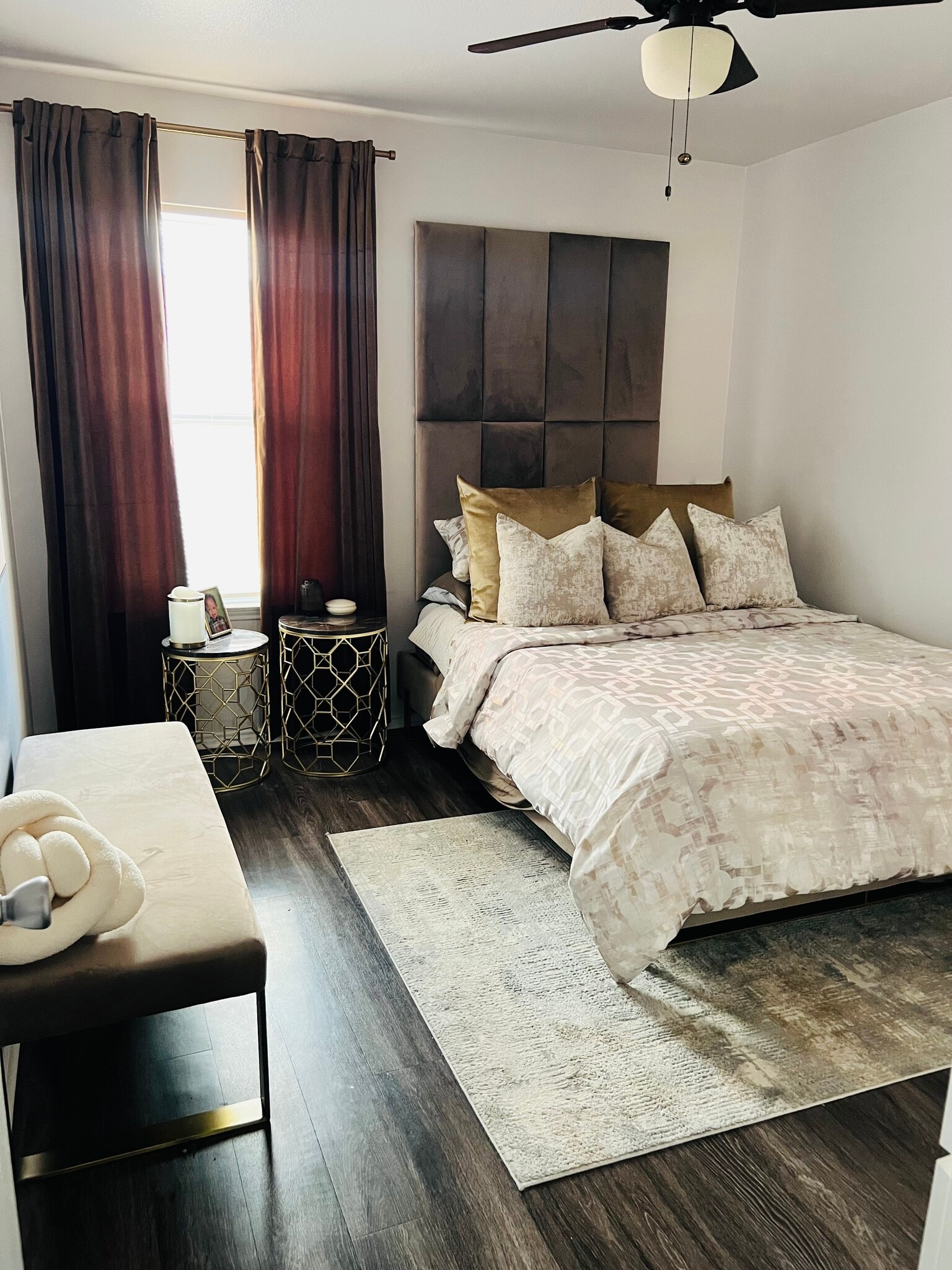 Building Photo - 1308 Devine Drive