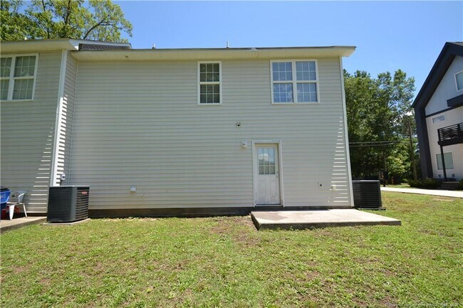 Building Photo - 824 Cumberland St