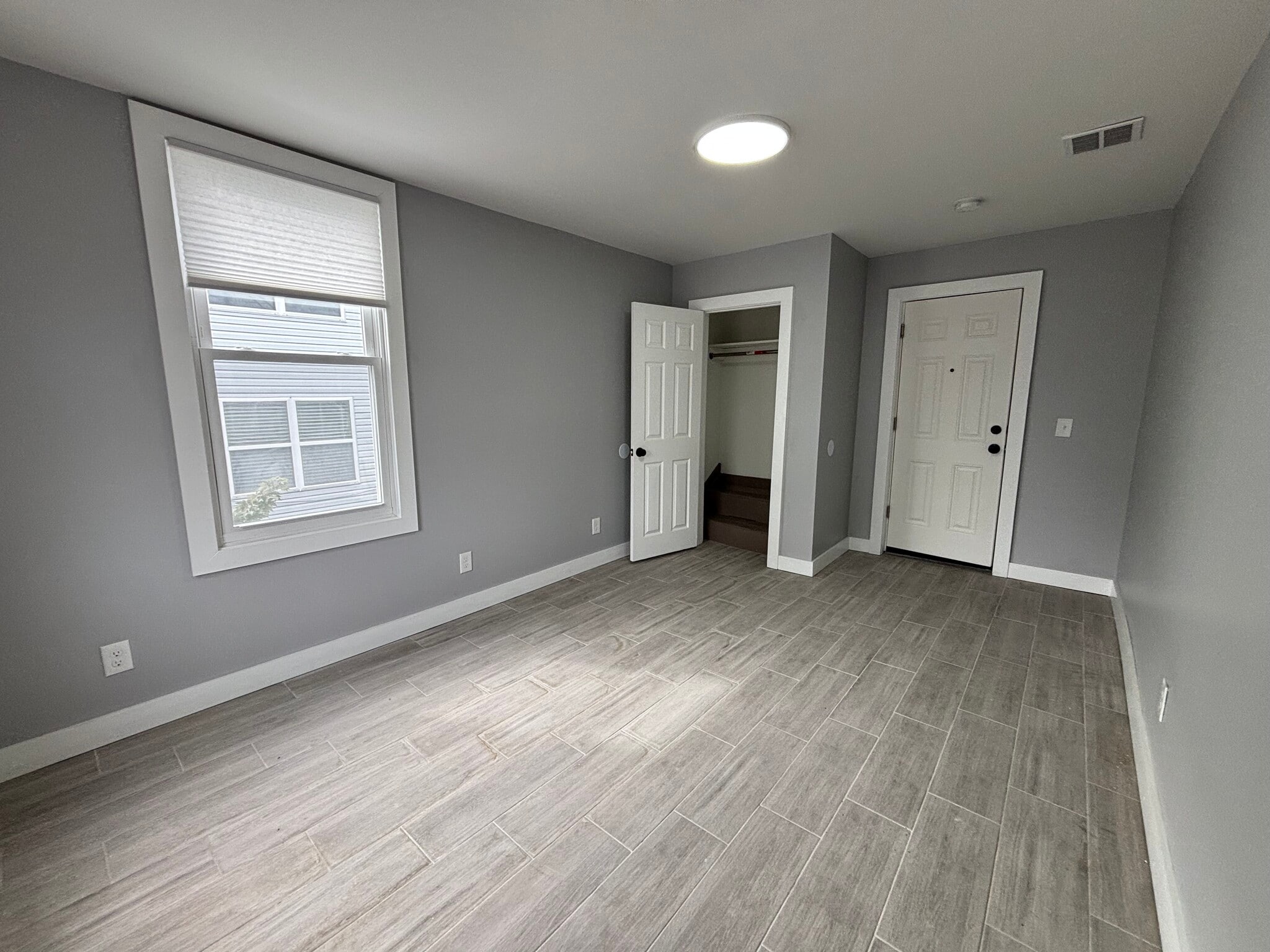 Building Photo - 148 Chilton St