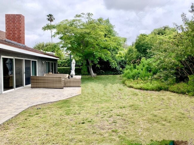 Building Photo - 23741 Ladrillo St