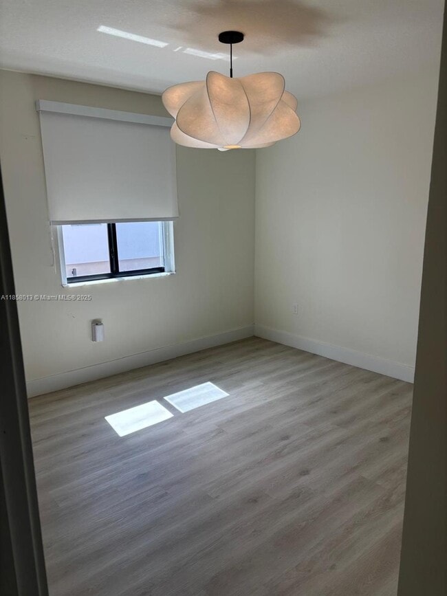 Building Photo - 4281 NW 83rd Ave