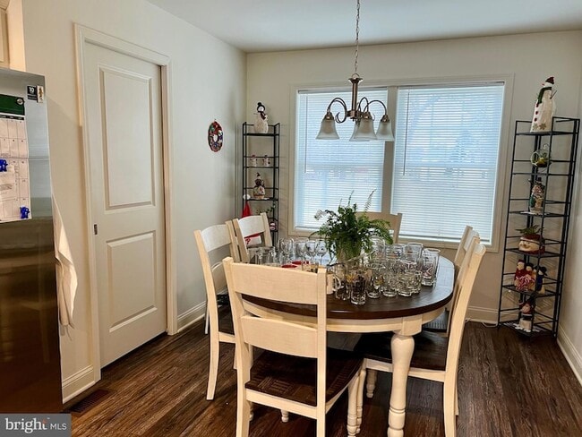 Building Photo - 46 W Pittsfield St