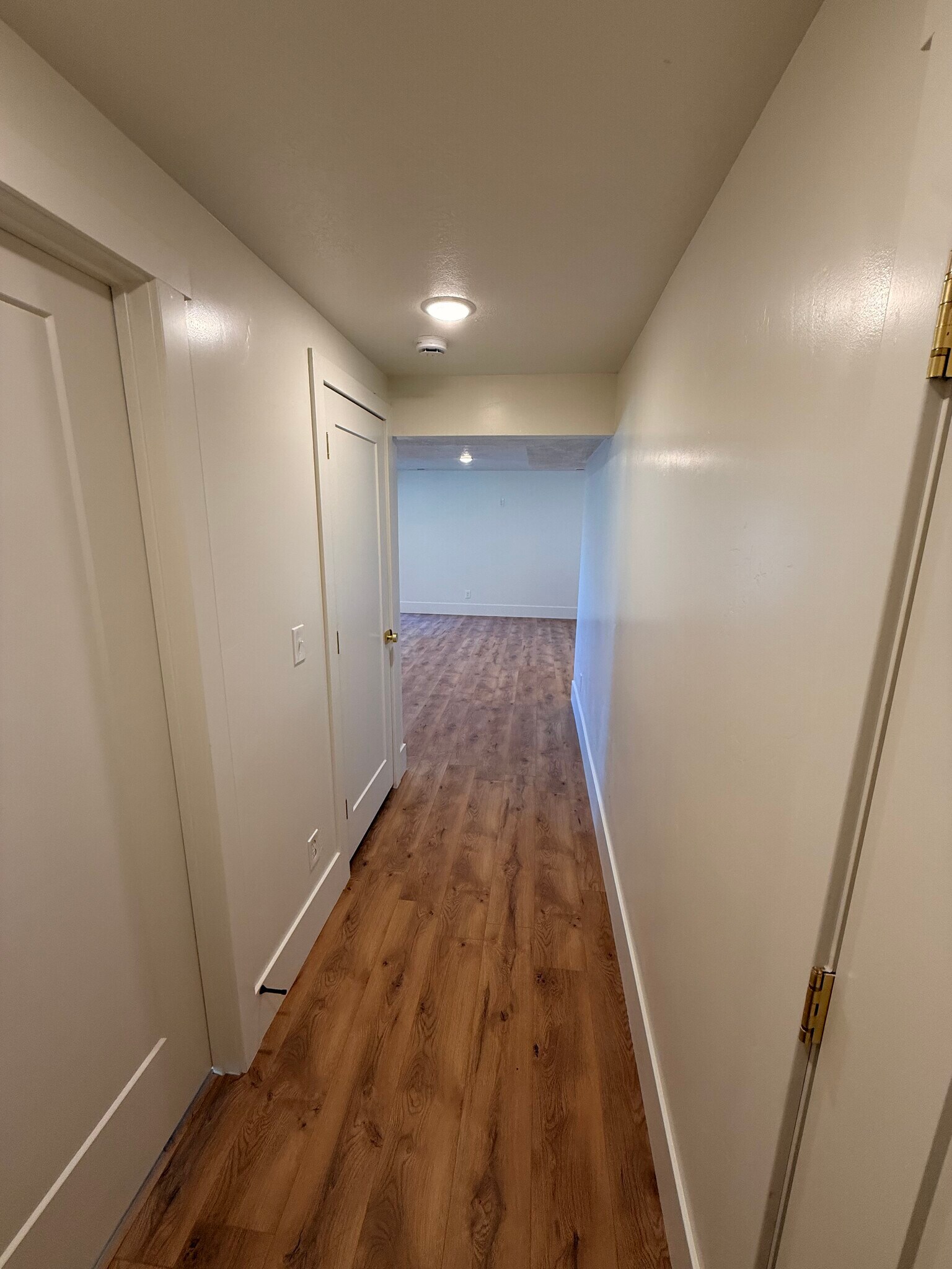 hallway leading back to living area - 14 N 300 E