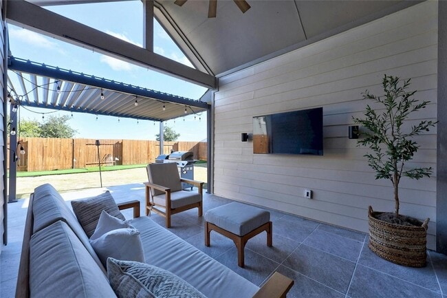 Building Photo - 2812 Rabbit Creek Dr