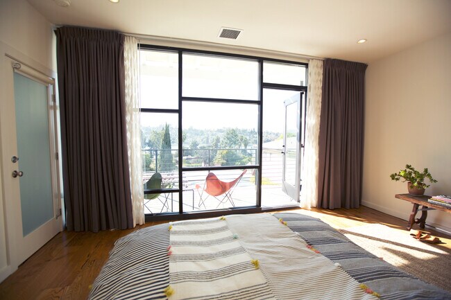 View from master bedroom - 2287 Glendale Blvd