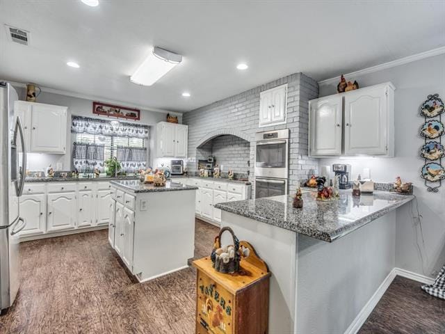 Building Photo - 4009 Villa Grove Dr