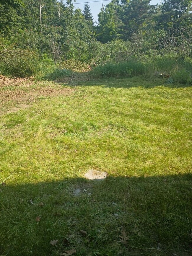 Building Photo - MIL-2117