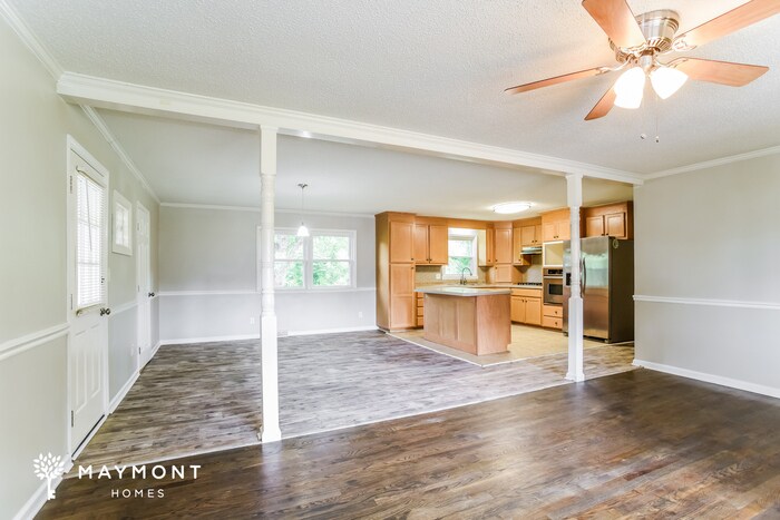 Building Photo - 2518 Fairgreen Dr