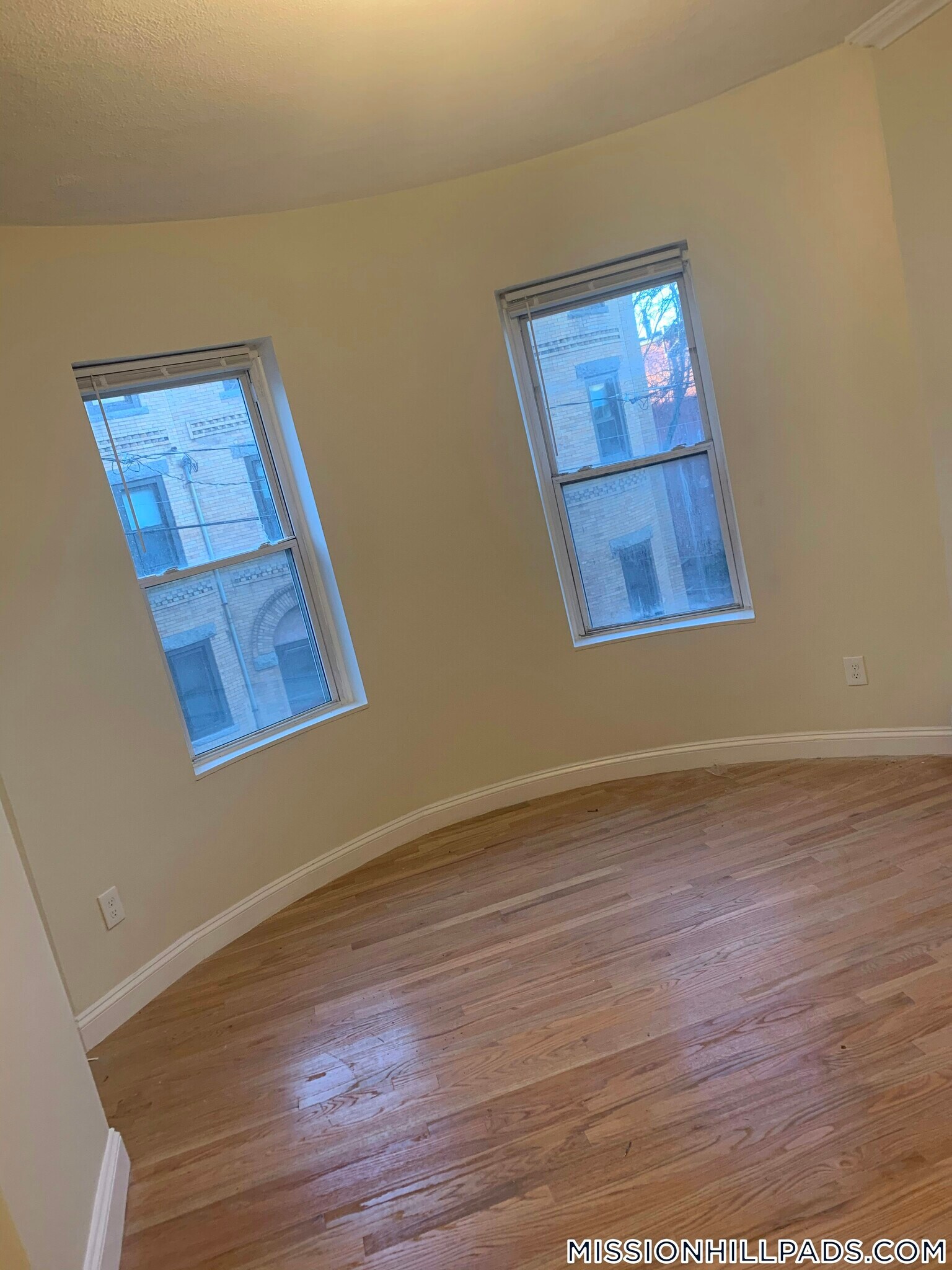 Building Photo - 16 Wait St