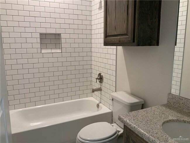 Building Photo - 27 Westway Ave