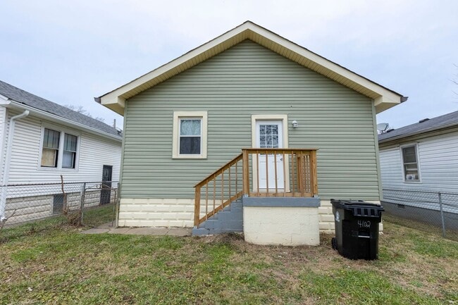 Building Photo - 4102 Sunset Ave