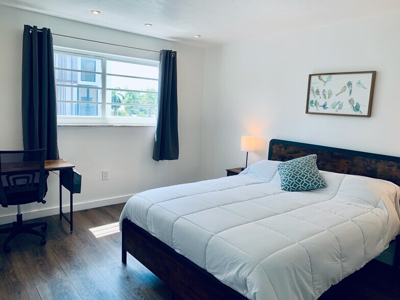 Building Photo - 528 Meridian Ave