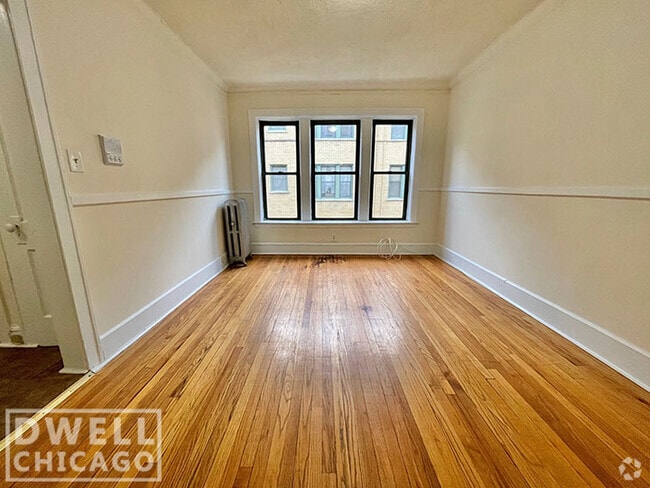 Building Photo - 2300 N Spaulding Ave