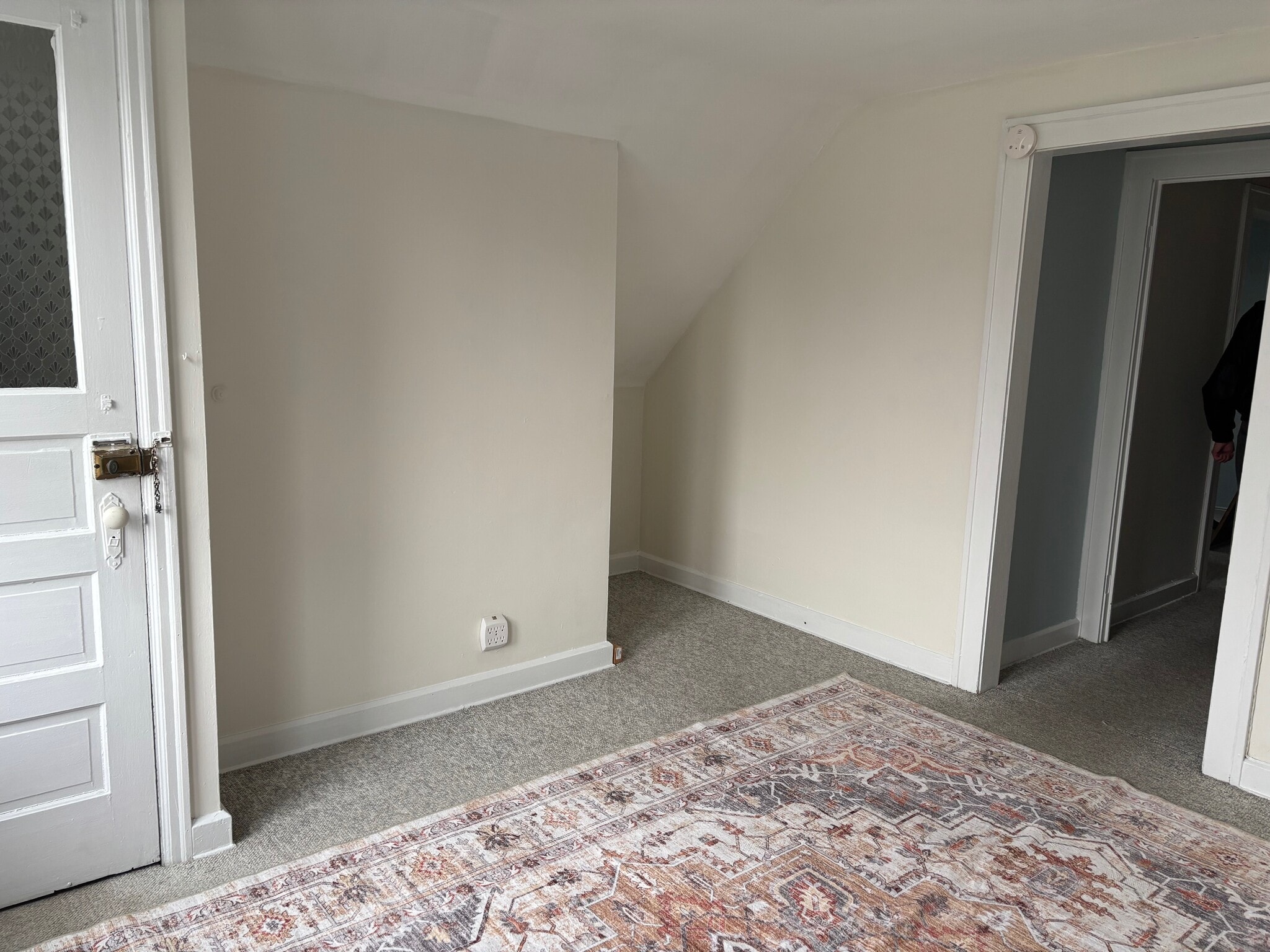 Building Photo - 2679 Hampshire Rd