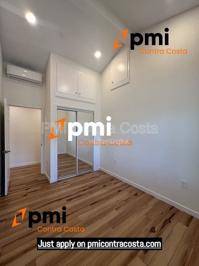 Building Photo - 1173 Las Juntas Way
