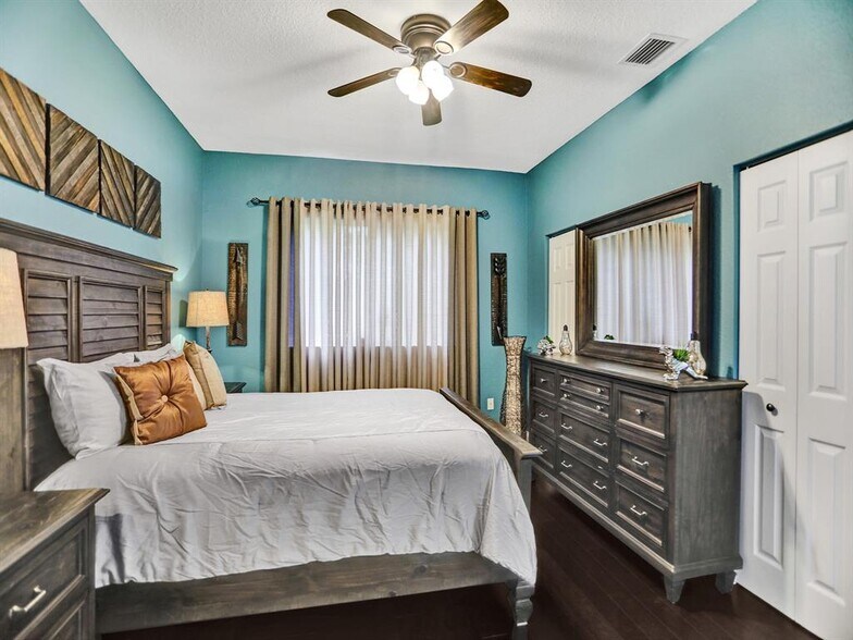 Building Photo - 7917 Tuscany Ct