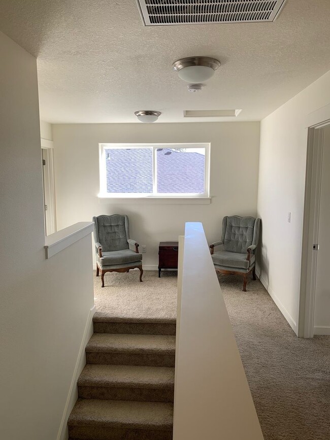 Building Photo - $2,850 - NEW Campanella Estates 2-story, 4...