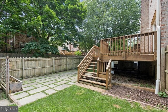 Building Photo - 7401 Willshire Hunt Ct