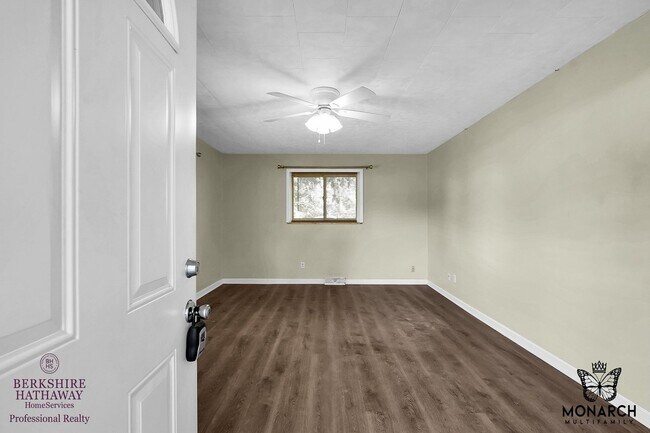 Building Photo - Affordable 3 Bedroom Home