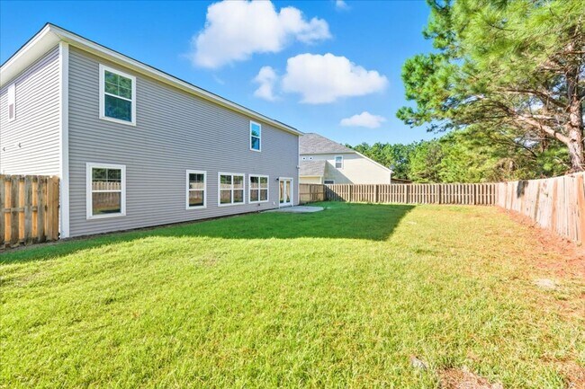 Building Photo - Spacious 5-Bedroom Home in the Live Oak Community – Richmond Hill, GA