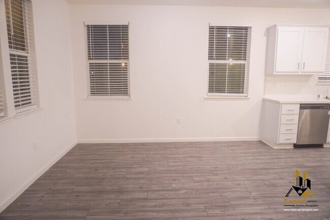 Building Photo - 2939 Limoges Walk