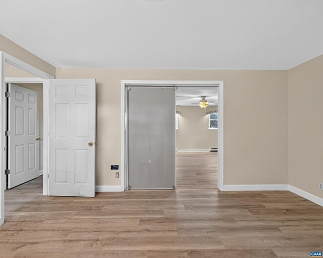 Building Photo - 308 Eastbrook Dr