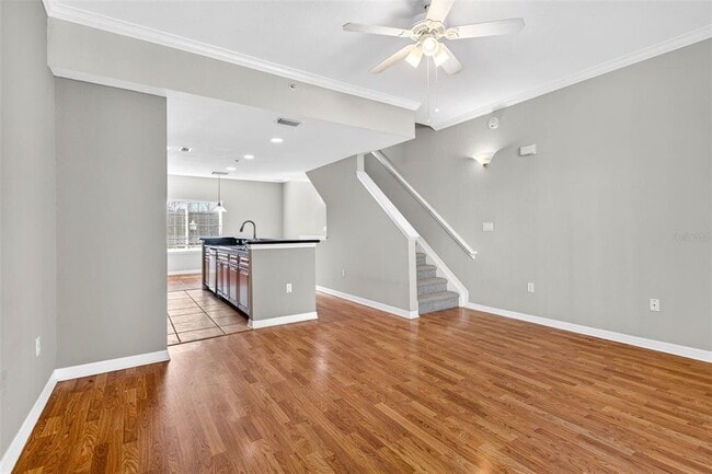 Building Photo - 9739 Meadow Field Cir