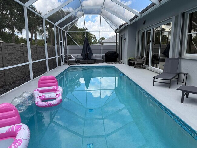 Building Photo - 3755 Spring Crest Ct