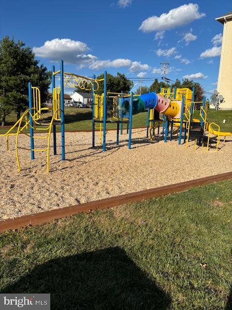 Building Photo - 151 Brookland Terrace