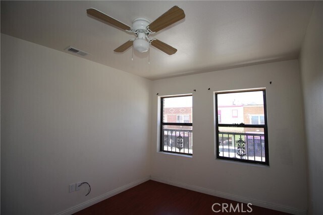 Building Photo - 7914 Seville Ave