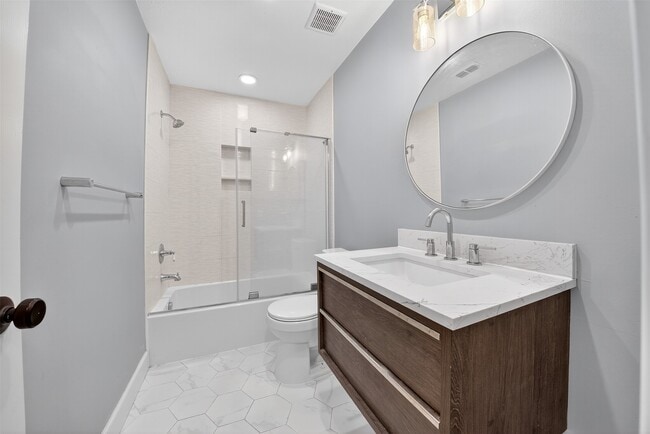 Building Photo - 17002 Analisa Cir